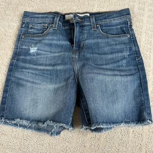 LIKE NEW Girls Levi Shorts Size 14